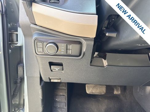 Used 2024 Ford Bronco Wildtrak AWD/4WD image 18