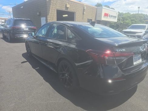 Used 2025 Honda Civic Sport image 6