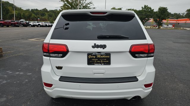 Used 2020 Jeep Grand Cherokee Laredo RWD image 29
