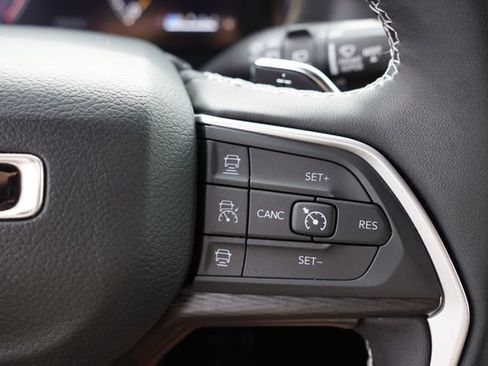 Certified 2024 Jeep Grand Cherokee Laredo w/ Luxury Tech Group I AWD/4WD image 30