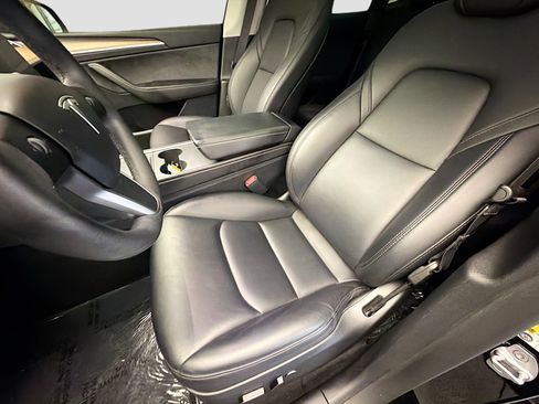 Used 2023 Tesla Model Y Long Range AWD/4WD image 11