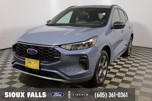 Certified 2024 Ford Escape ST-Line w/ Tech Pack #1 AWD/4WD image 1