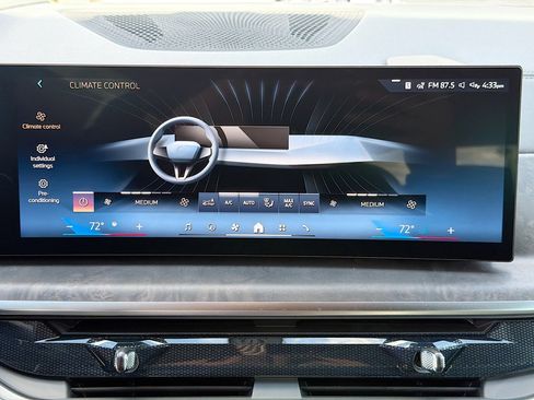 New 2026 BMW X5 xDrive40i w/ M Sport Package image 35