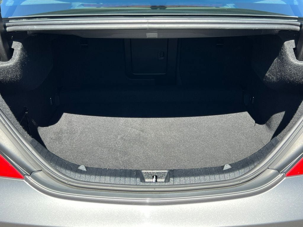 Used 2018 Mercedes-Benz CLA 250 4MATIC image 30