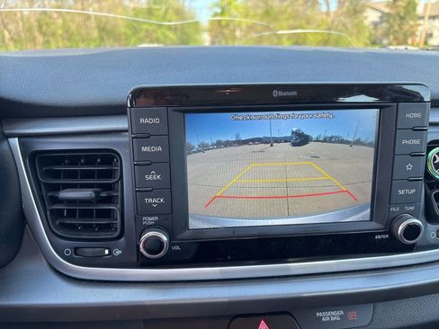 Used 2019 Kia Rio S FWD image 22