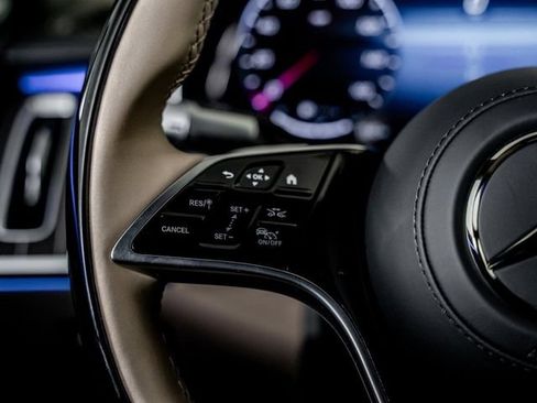 Used 2025 Mercedes-Benz Maybach S 680 4MATIC image 51
