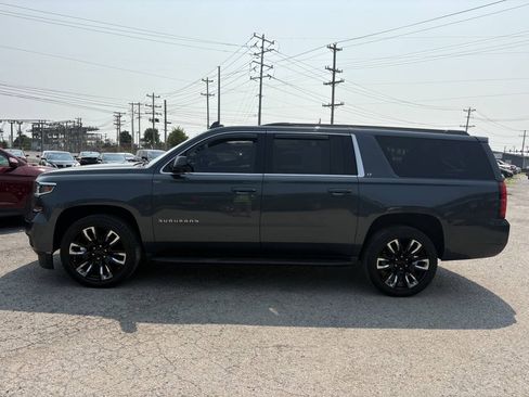 Used 2020 Chevrolet Suburban LT RWD image 4
