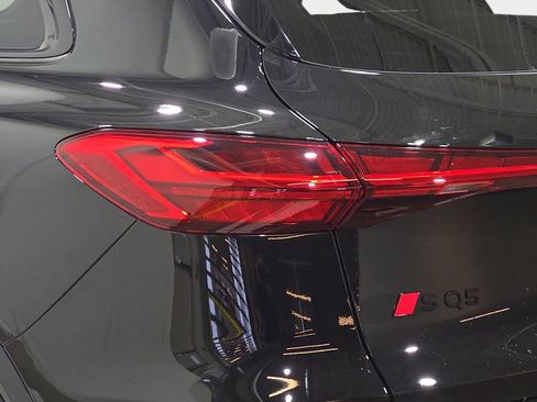 New 2026 Audi SQ5 Prestige AWD/4WD image 33