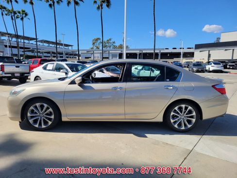 Used 2015 Honda Accord Sport image 6