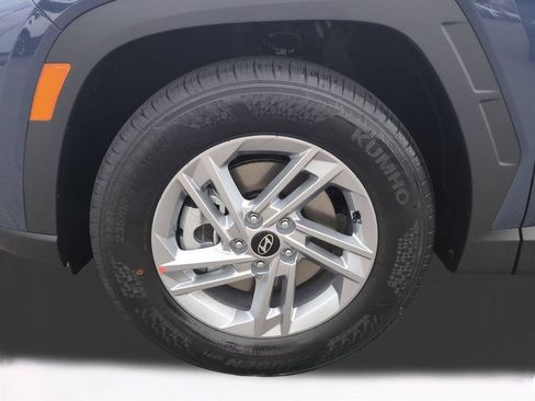 Used 2026 Hyundai Tucson SE FWD image 11