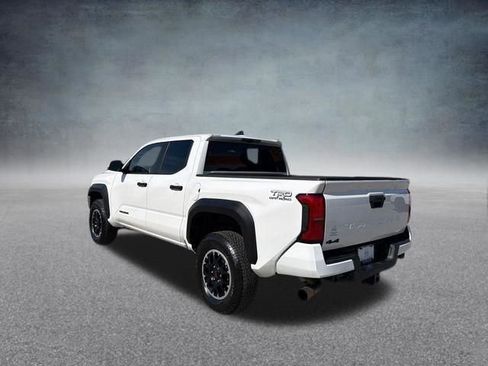 Used 2024 Toyota Tacoma TRD Off-Road AWD/4WD image 12