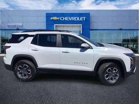 New 2026 Chevrolet Equinox ACTIV AWD/4WD image 5