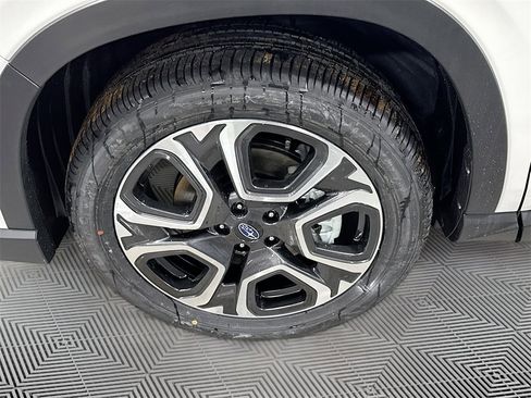 New 2026 Subaru Ascent Limited image 32