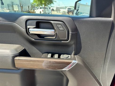 Used 2019 Chevrolet Silverado 1500 RST w/ All-Star Edition AWD/4WD image 11