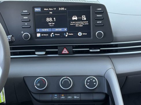 New 2026 Hyundai Elantra SE image 15