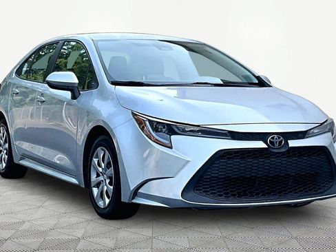 Certified 2021 Toyota Corolla LE FWD image 6