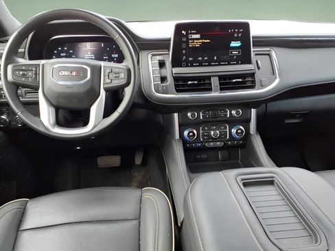 Used 2024 GMC Yukon SLT AWD/4WD image 9