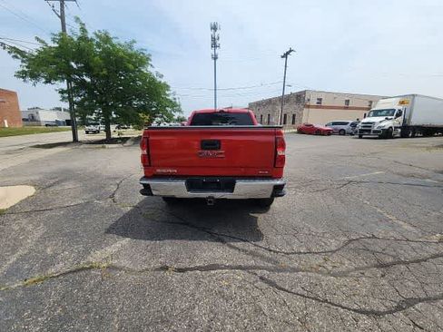 Used 2018 GMC Sierra 1500 SLE w/ SLE Value Package AWD/4WD image 19