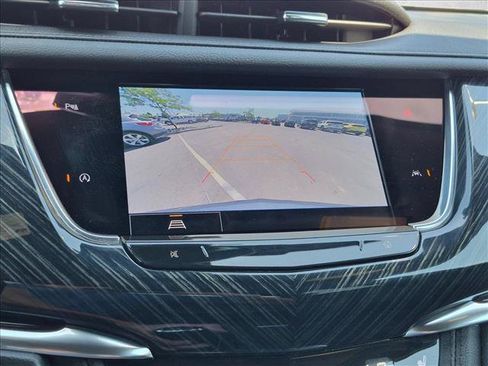 Used 2023 Cadillac XT6 Premium Luxury AWD/4WD image 14