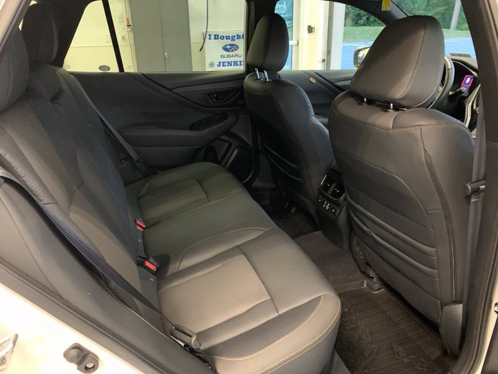 Used 2025 Subaru Outback Wilderness AWD/4WD image 19