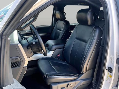 Used 2020 Ford F150 Lariat w/ Equipment Group 502A Luxury AWD/4WD image 7