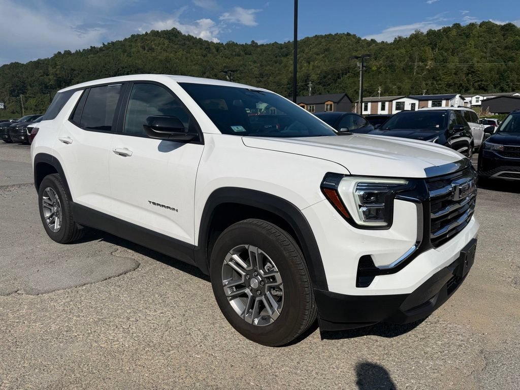 Used 2026 GMC Terrain Elevation AWD/4WD image 2