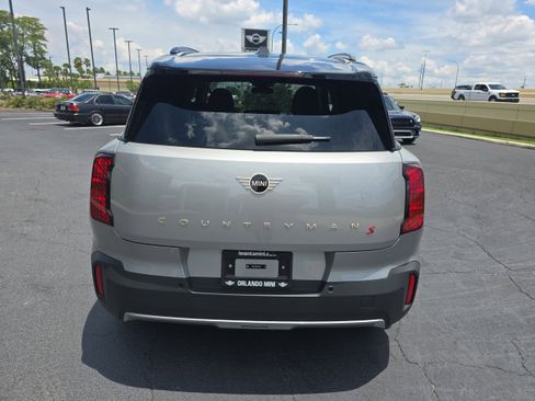 Used 2025 MINI Cooper Countryman S w/ Comfort Package Max image 6