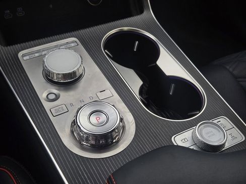 Used 2025 Genesis GV80 3.5T image 18