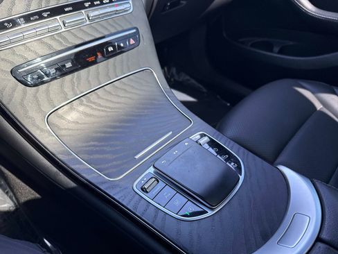 Used 2022 Mercedes-Benz GLC 300 image 28