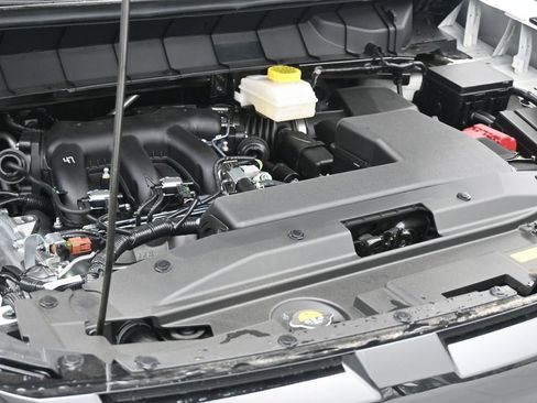 New 2026 Nissan Pathfinder Platinum AWD/4WD image 26