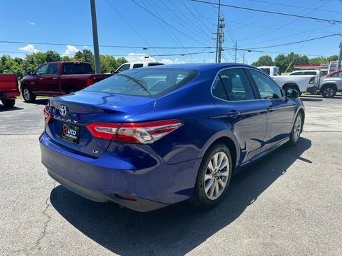 Used 2018 Toyota Camry LE FWD image 6