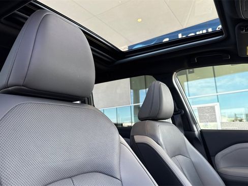 Certified 2025 Subaru Forester Limited image 22