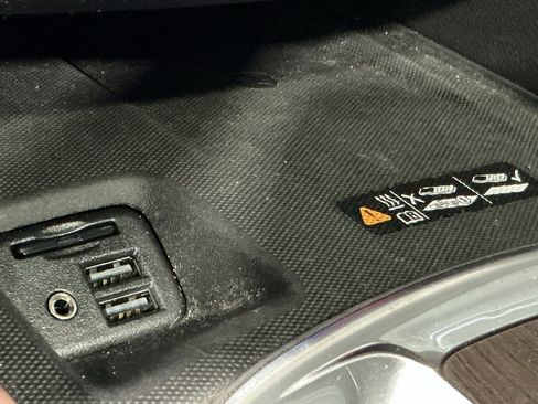 Used 2021 Buick Enclave Avenir w/ Avenir Technology Package image 16