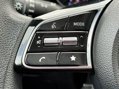 Used 2023 Kia Forte LXS w/ LXS Technology Package FWD image 35