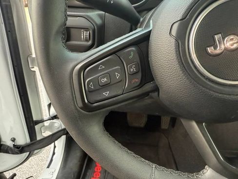 Used 2023 Jeep Wrangler Unlimited Sport AWD/4WD image 34