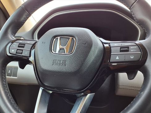 Used 2024 Honda Pilot EX-L image 15