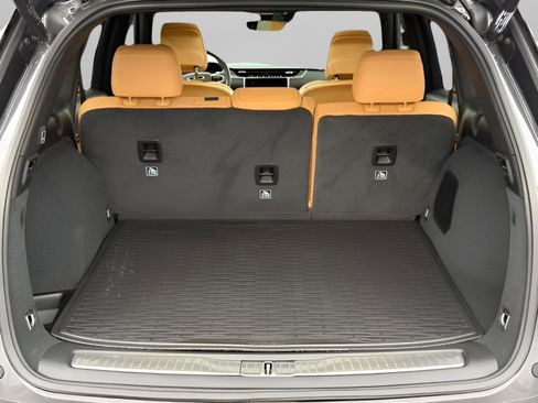 New 2025 Jeep Grand Cherokee Summit image 31