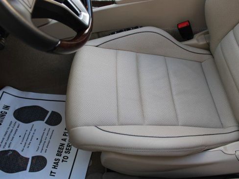 Used 2014 Mercedes-Benz E 350 Cabriolet image 30