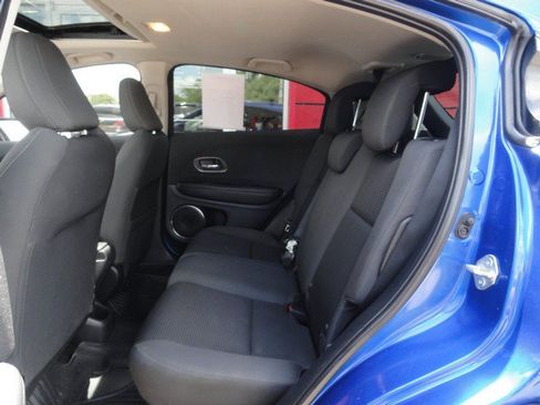 Used 2021 Honda HR-V EX image 12