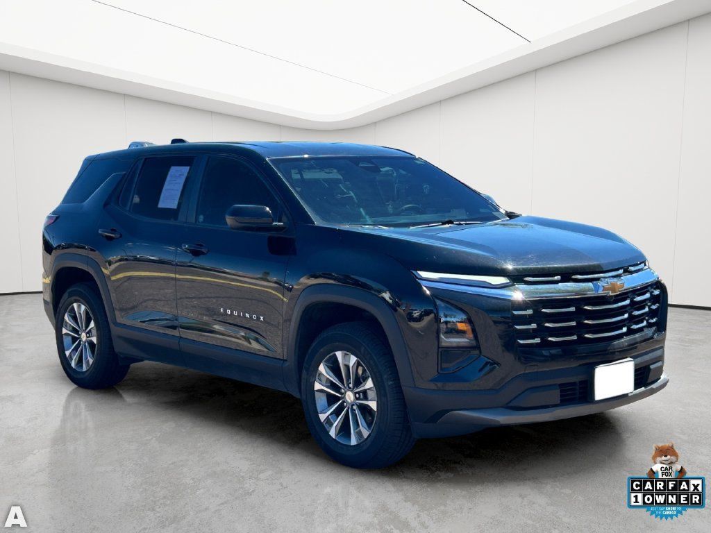 Used 2025 Chevrolet Equinox LT AWD/4WD image 7