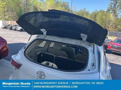 Used 2015 Toyota Highlander Limited Platinum AWD/4WD image 39