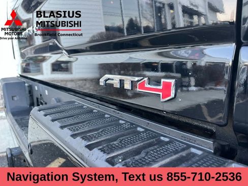 Used 2025 GMC Sierra 2500 AT4 w/ AT4 Premium Plus Package image 24
