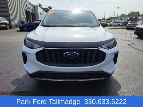 Used 2024 Ford Escape Active FWD image 3
