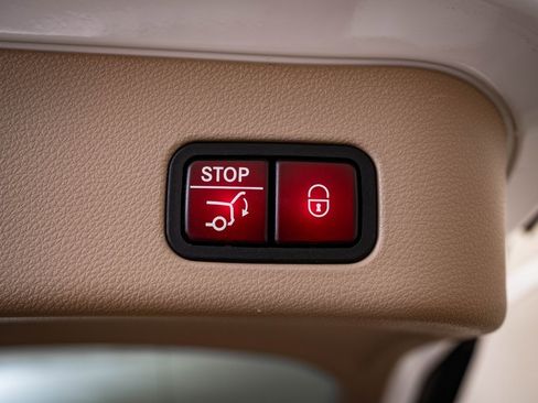 Used 2015 Mercedes-Benz ML 400 4MATIC image 22