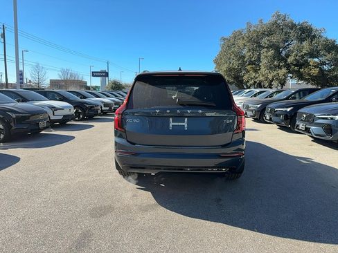 New 2026 Volvo XC90 T8 Ultra w/ Lounge Package image 4