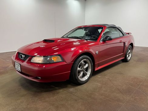 Used 2004 Ford Mustang GT RWD image 38