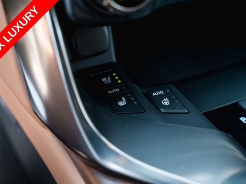 Used 2023 Lexus LX 600 4WD w/ Accessory Package (Z1) image 19