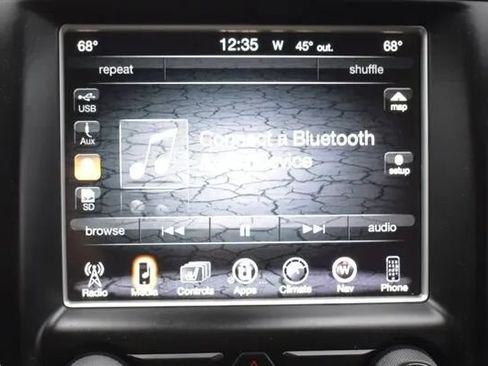 Used 2015 Jeep Grand Cherokee High Altitude AWD/4WD image 18