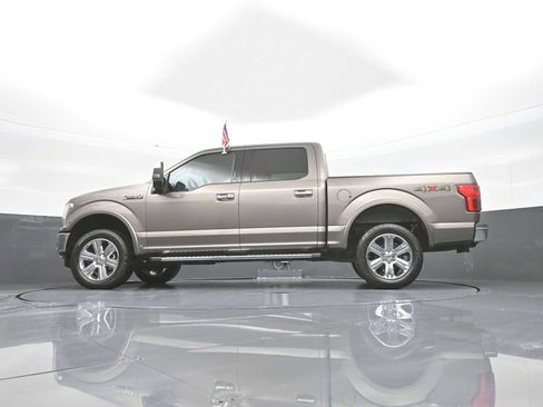 Used 2019 Ford F150 Lariat w/ Equipment Group 502A Luxury AWD/4WD image 38