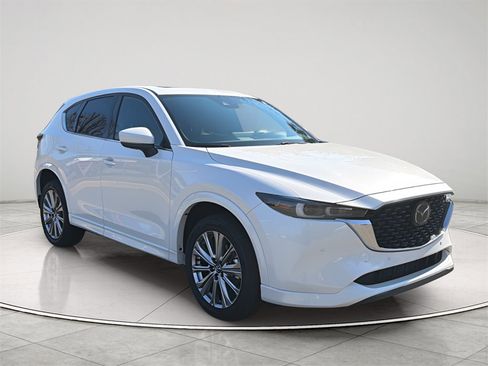 Used 2023 MAZDA CX-5 Signature image 1